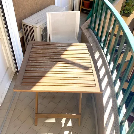 Kibilu - Via Braga - Stazione Lägenhet *